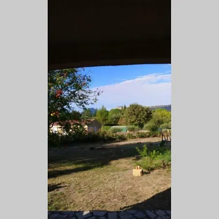 Apartment 2 Pieces Sur Jardin En Pic Saint-loup *