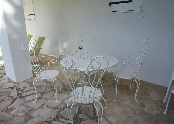 Apartment 2 Pieces Sur Jardin En Pic Saint-loup Valflaunes